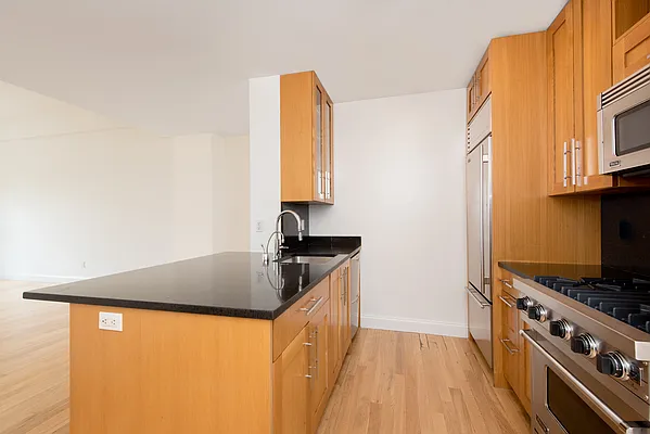 Rented by Douglas Elliman | media 3