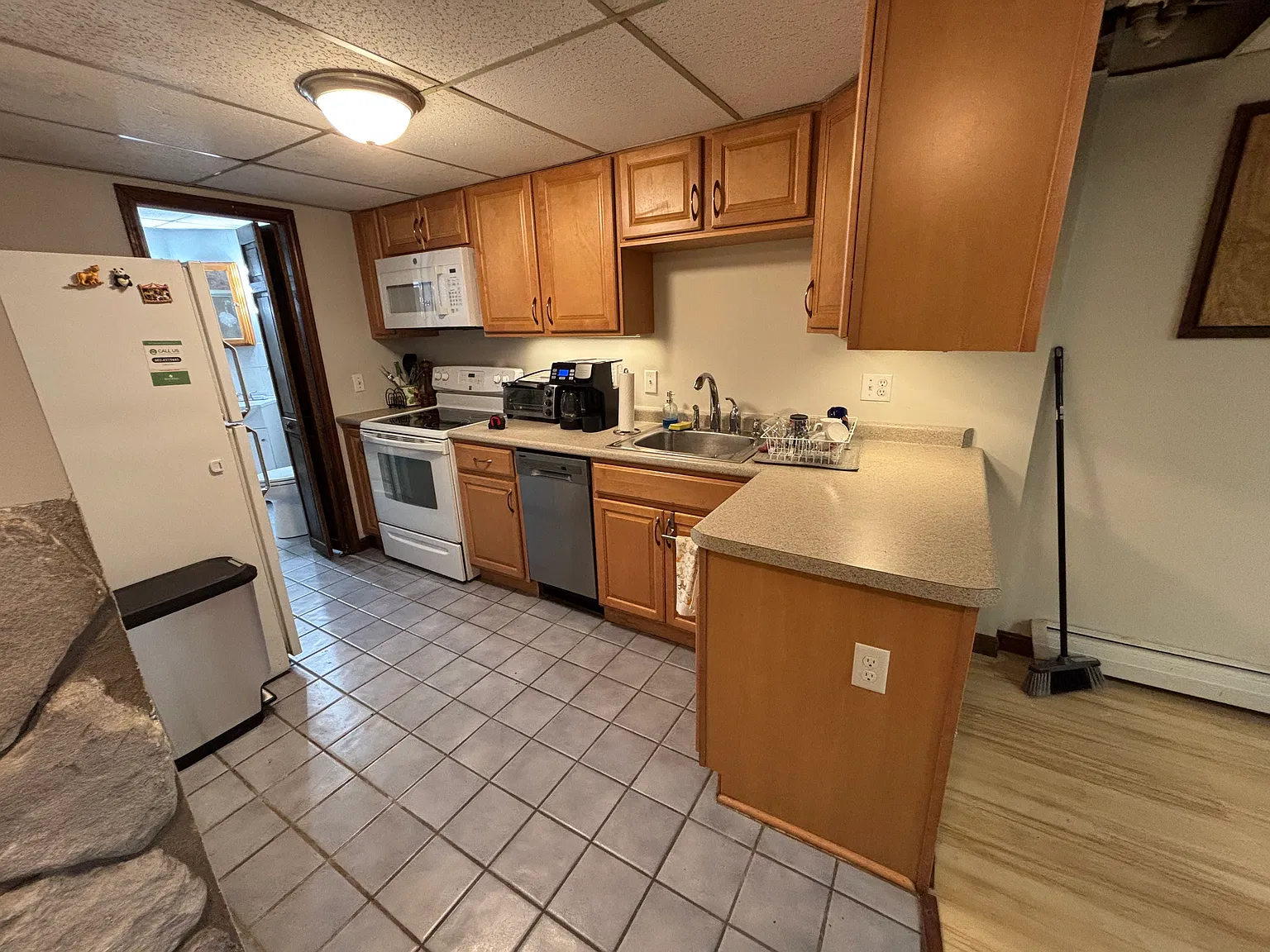 Studio, 700 sqft, $1,700 — Photo 4
