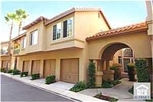 1st image of 10 Headland Pl