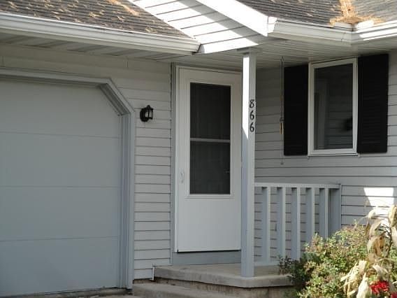 2nd image of 866 W Woodland Trl