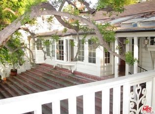 11611 Amanda Dr, Studio City, CA 91604