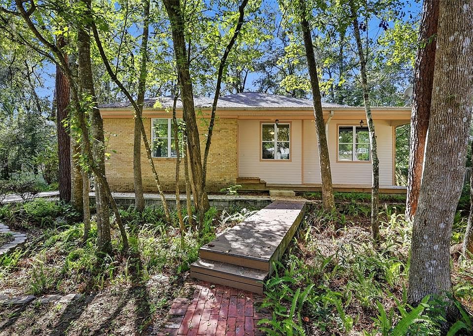 1st image of 406 NW 28TH TERRACE