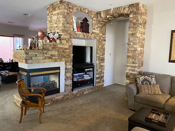 5th image of 1404 S Park Grove Cir