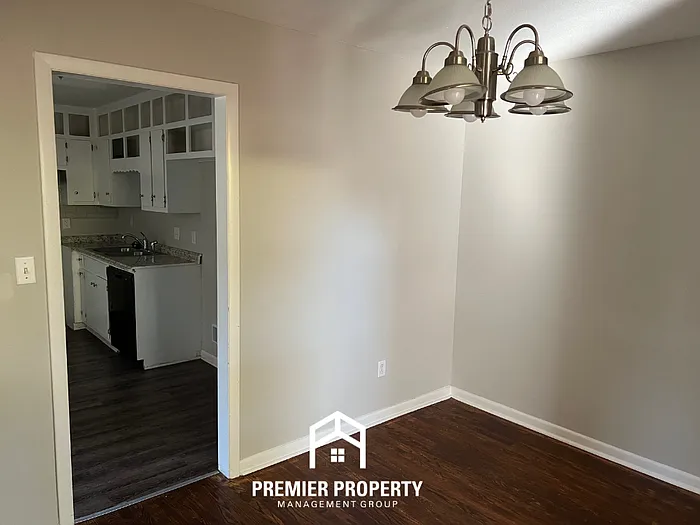 2322 Rodgers Dr NE — Photo 14