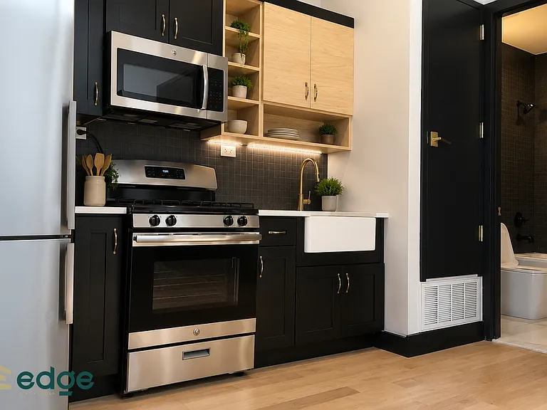 1722 Greene Ave #2J — Photo 3
