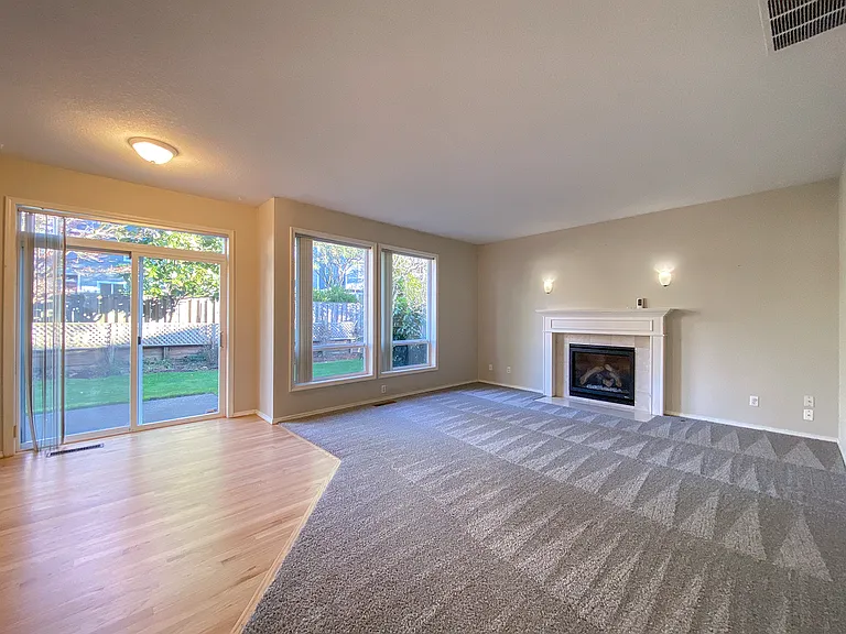 4682 Winthrop Ct — Photo 10