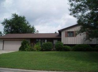 2151 Mayme Ct, Green Bay, WI 54311