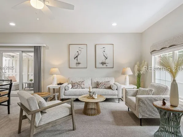 15 Hanahan Ln, Hilton Head Island, SC 29926