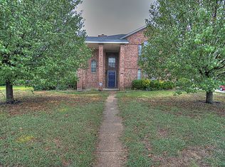 700 Beechwood Dr, Desoto, TX 75115