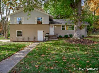 4361 Braeburn Dr SE, Grand Rapids, MI 49546