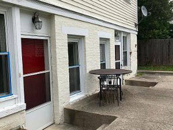 4th image of 1001 Parkside Pl #1
