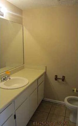 3rd image of 4078 Cedars Pkwy APT C