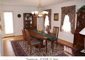 3rd image of 6 Knollwood Cir