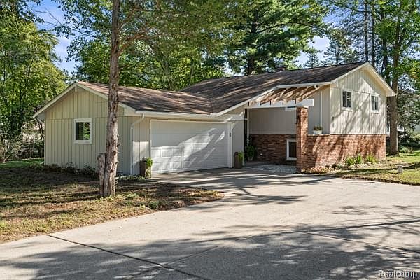 1960 Glen Iris Dr, photo 17