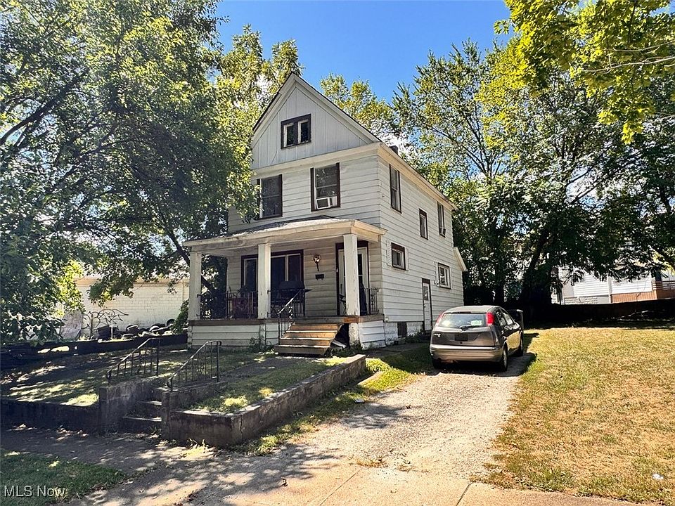 2nd image of 238 Gale St