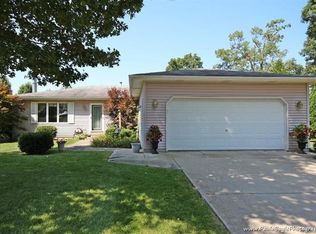 22 S Sierra Madre, Hebron, IN 46341