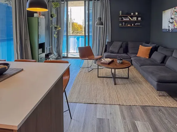 201 SW 17th Rd, Miami, FL