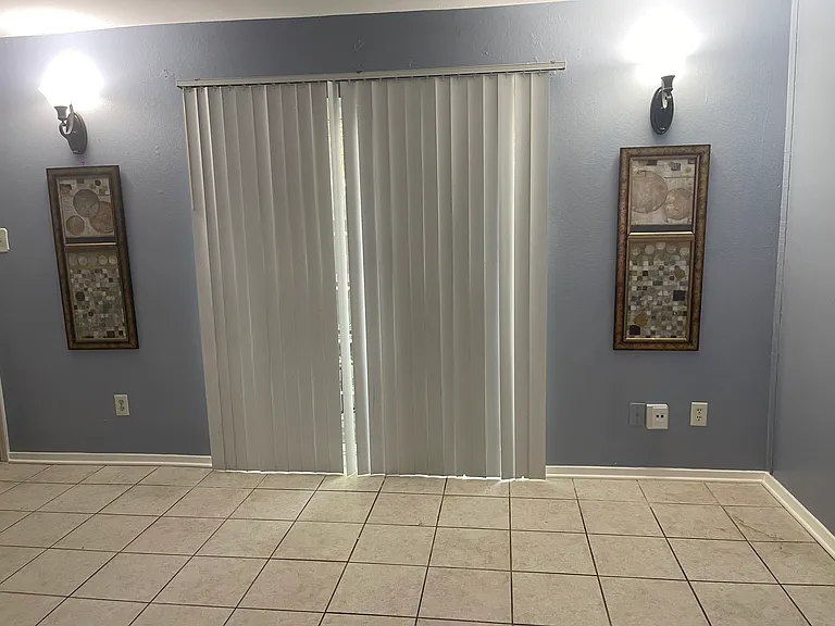 8325 La Roche Ln — Photo 2