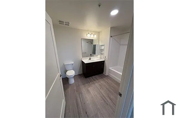 Building Photo - 308 Sango Ct #201