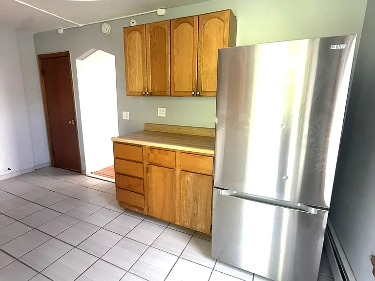 658 Hazle St #4 — Photo 8