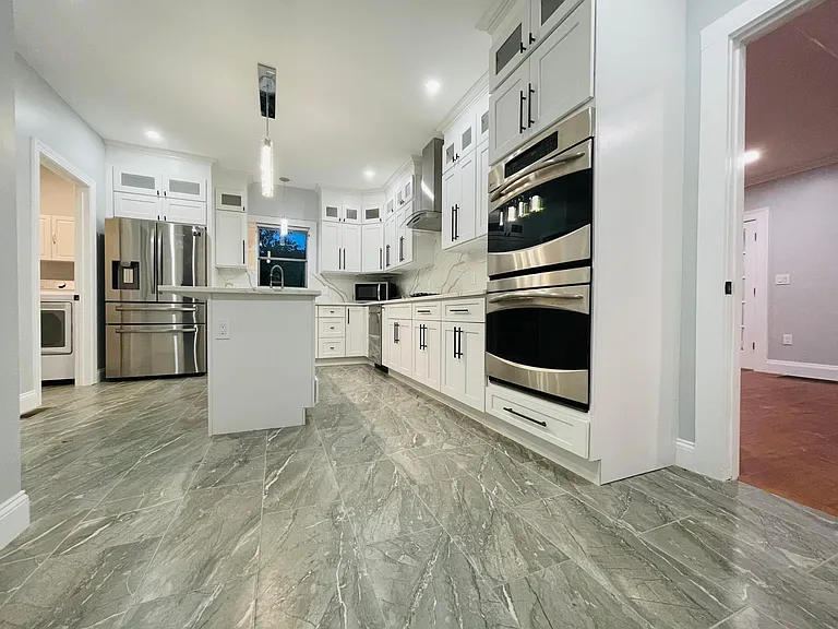 21 Maple St — Photo 6