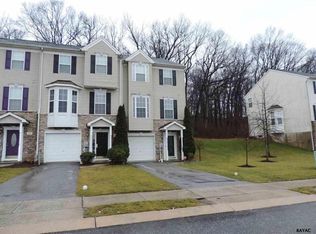 338 Bruaw Dr, York, PA 17406