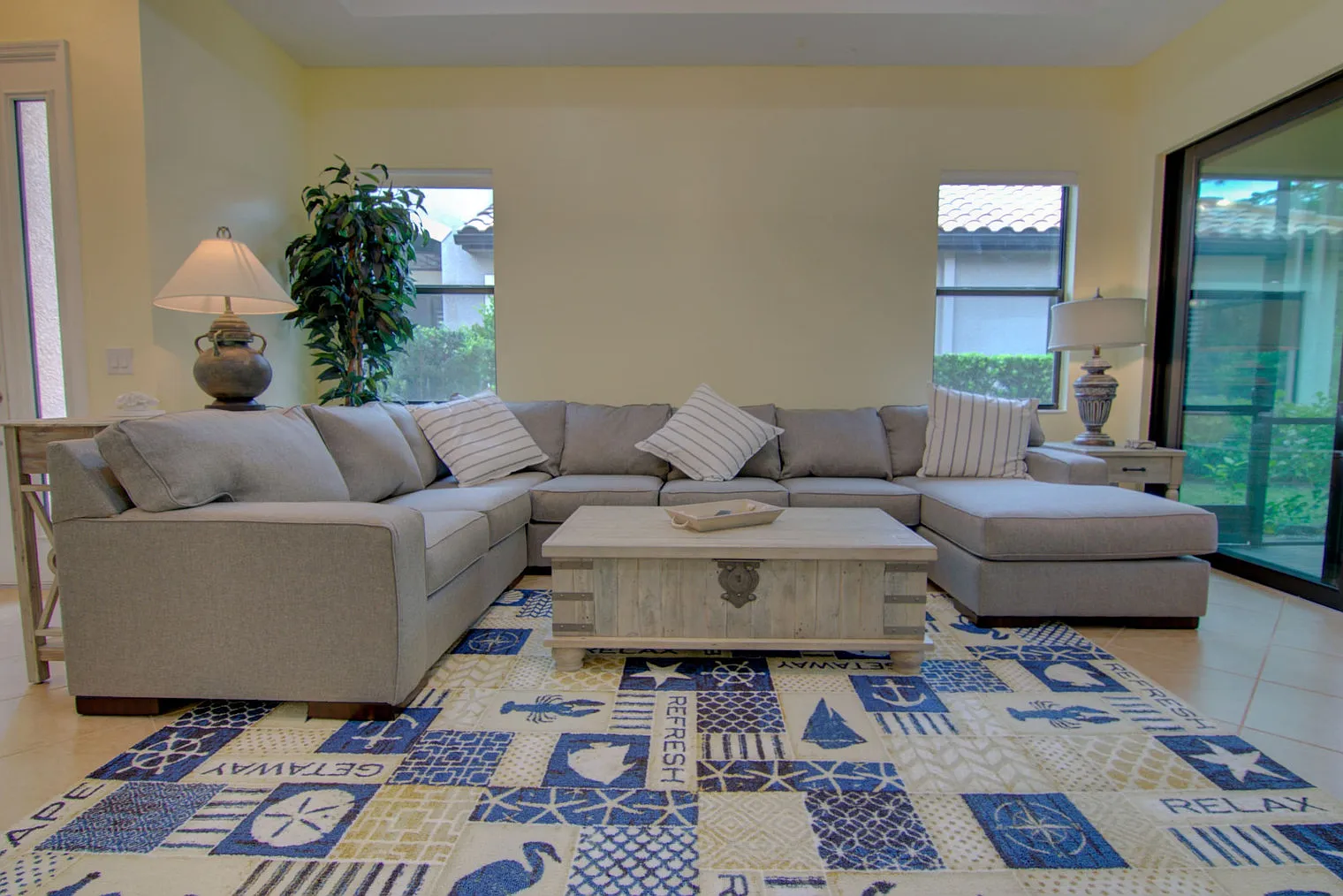 3 bed, 2.0 bath, $4,980 — Photo 2