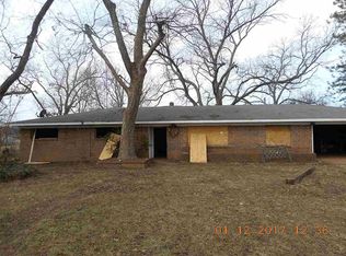 1635 NW Big Bow Rd, Indiahoma, OK 73552