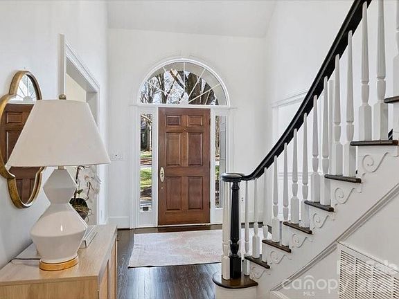 5th image of 5630 Colony Rd