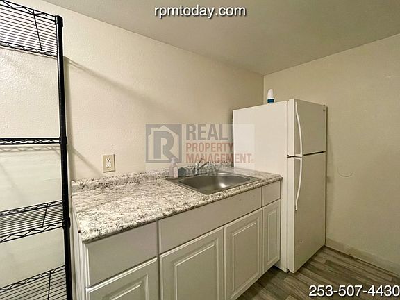 2nd image of 4418 109th St SW Unit A