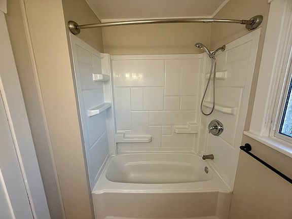 2nd image of 4315 Fawcett Ave