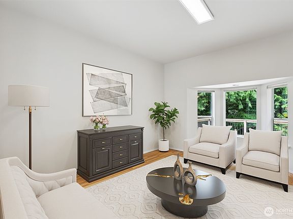 4th image of 1702 88th Drive SE