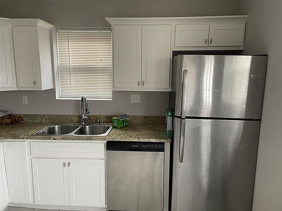 4th image of 5634 Nottingham Ave