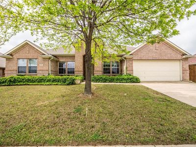 1011 Diane St, Aubrey, TX, 76227