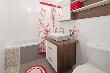 Sold by aptsandlofts.com