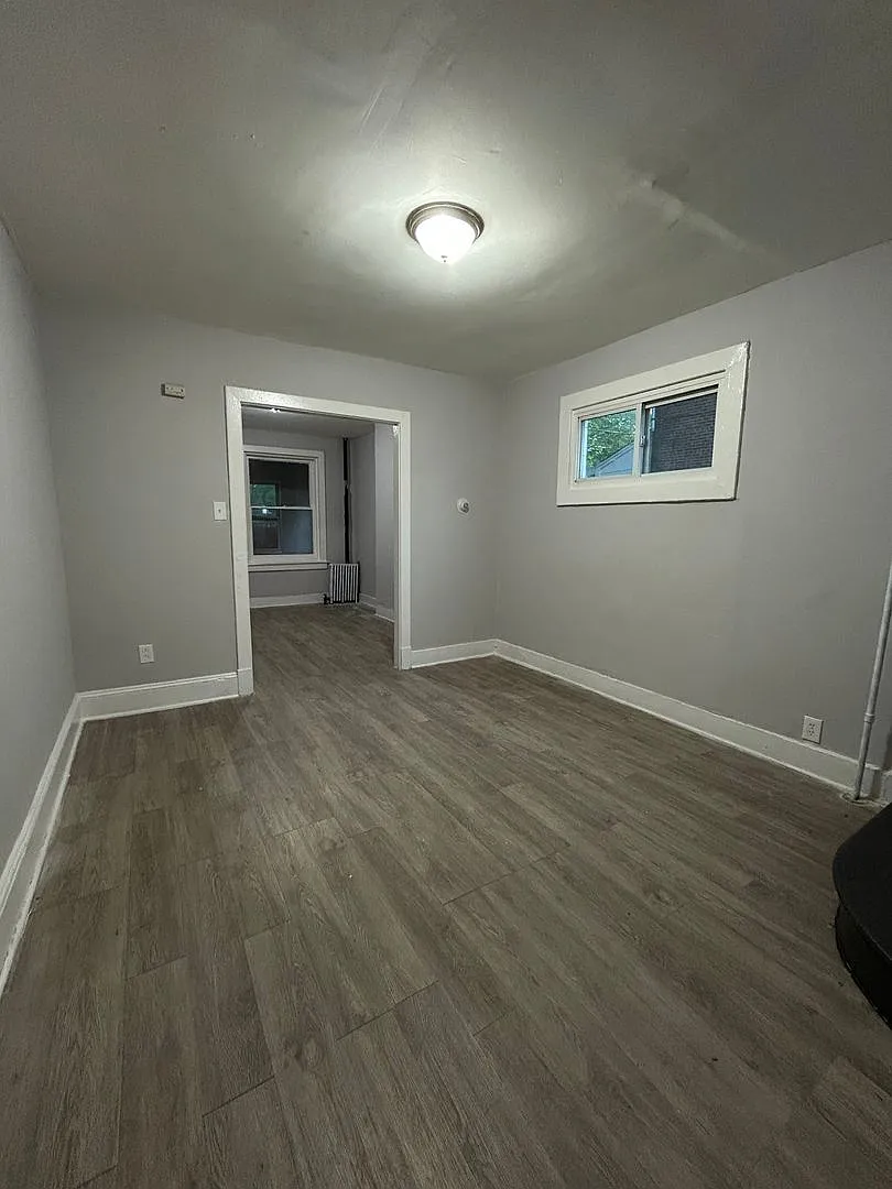 Large house Semi detached — Photo 4