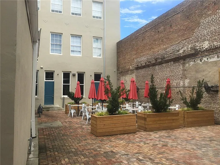 100 N Royal St #2G — Photo 11
