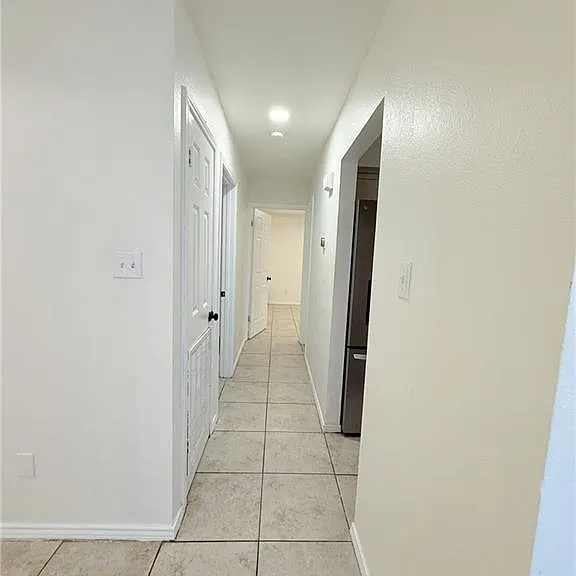 2400 E Brazil St — Photo 6