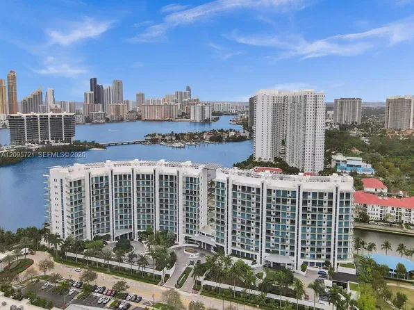 3300 NE 188th St APT 210, Aventura, FL 33180