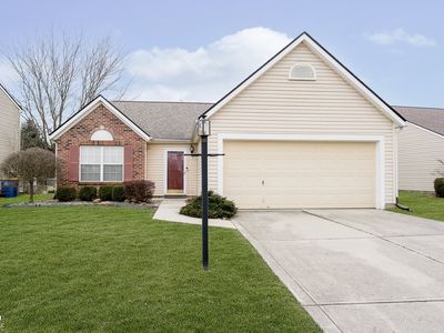 12243 Carriage Stone Dr, Fishers, IN, 46038