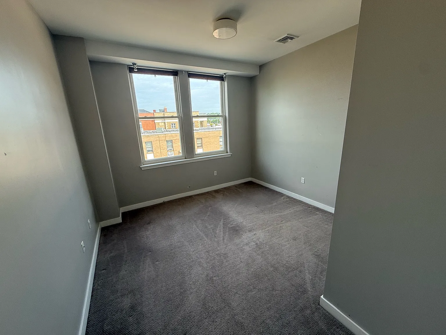 1 bed, 600 sqft, $1,400 — Photo 4