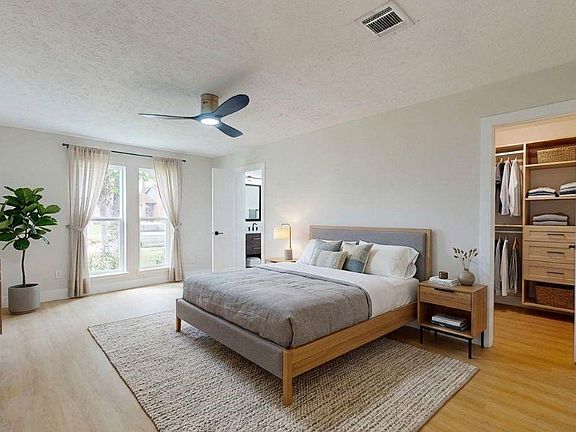 5th image of 9867 Sageroyal Ln