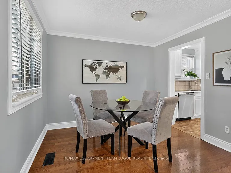 1444 Paddington Ct — Photo 8
