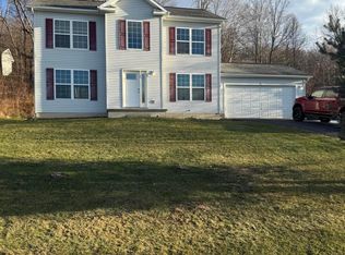 31 Saratoga Street, Hoosick Falls, NY 12090