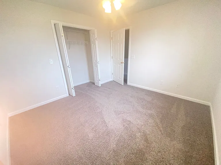 706 Vincent Cason Ave — Photo 8