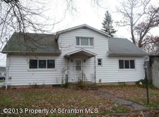 6 Bridge St, Harveys Lake, PA