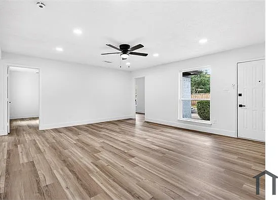 501 McCurdy St — Photo 18