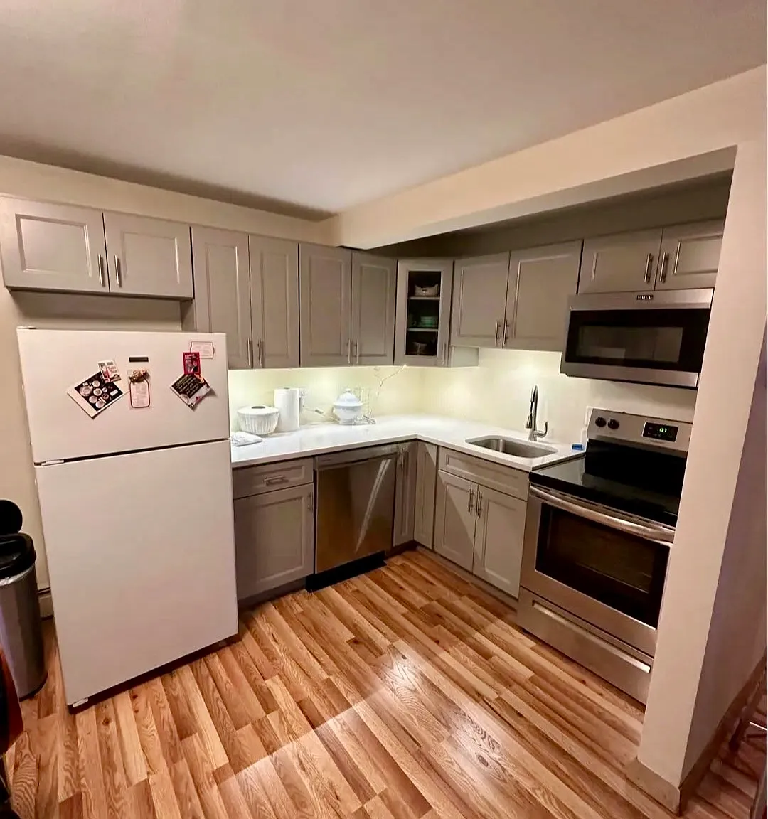 1 bed, 700 sqft, $1,800 — Photo 2