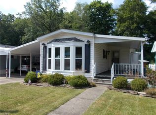 21 Wilpark Dr, Akron, OH 44312