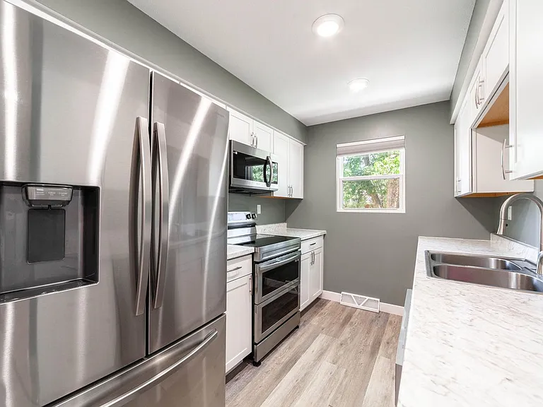 3405 Balboa Ln — Photo 16
